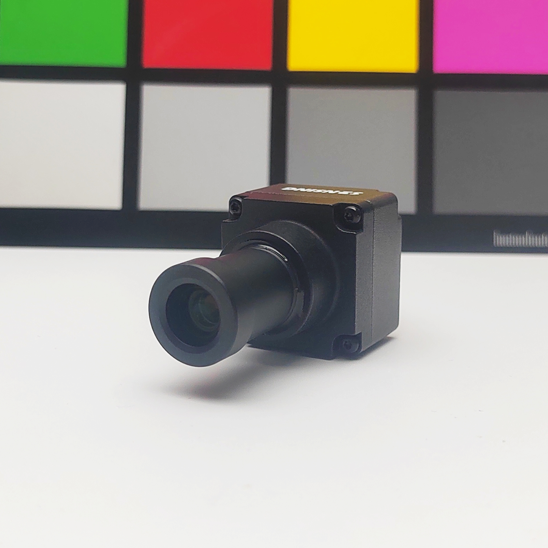 Sensing [2MP]-SN2M4EFGD-Starlight-Camera view 4